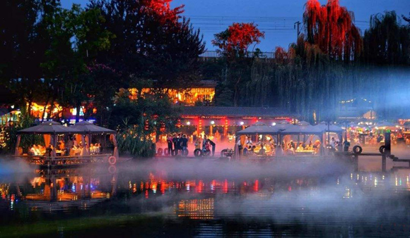 特色小镇为载体，为乡村振兴抹上“新都底色”