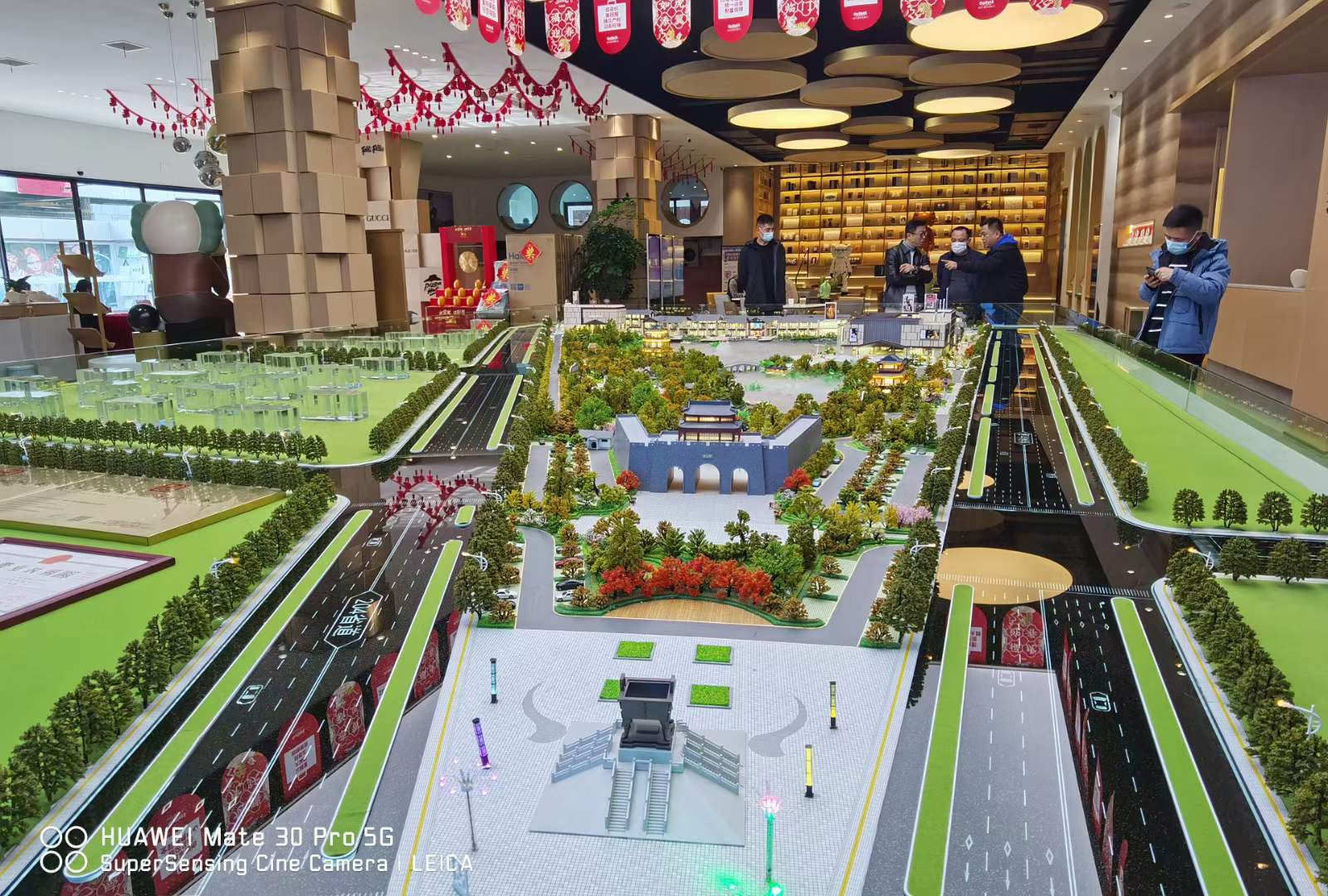 元宇宙很虚，购物中心却让他接了地气！盘点2022年4大维度的创新玩法