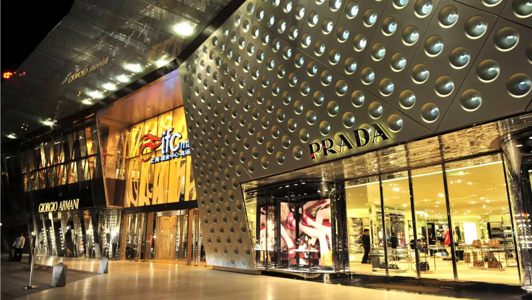 为啥逛商场的人越来越少了？