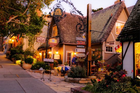 两三年后 乌鲁木齐市达坂城镇要成为一座爱情小镇