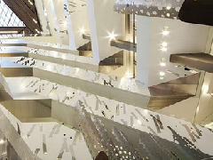 老街区也会有春天