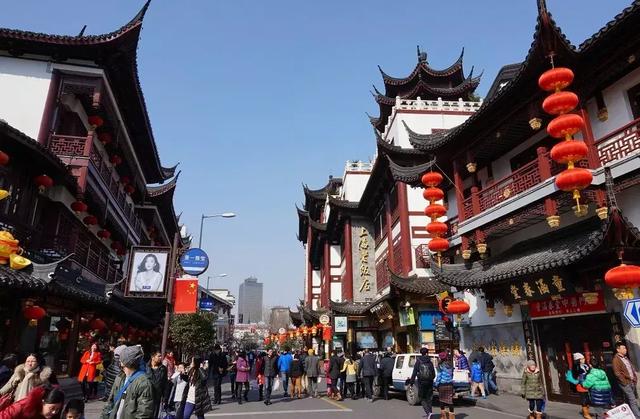 商业街如何与旅游休闲有机结合？