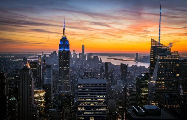 夜间经济≠夜市，如何激活城市娱乐休闲？