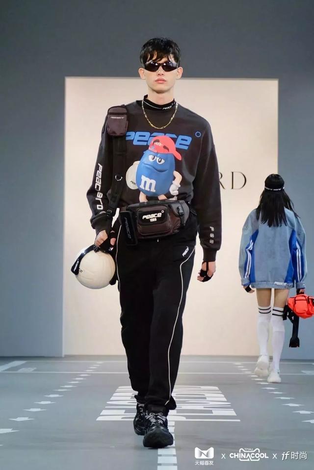 纽约时装周上的中国设计!这些跨界联名你不得不服