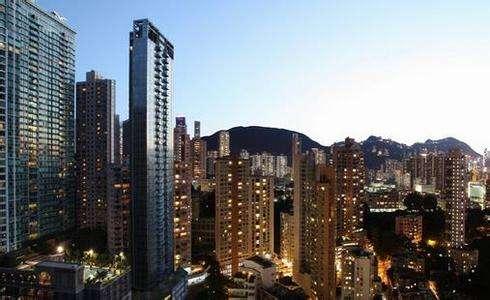 成交反弹、高价地频现，中国楼市热起来了吗？