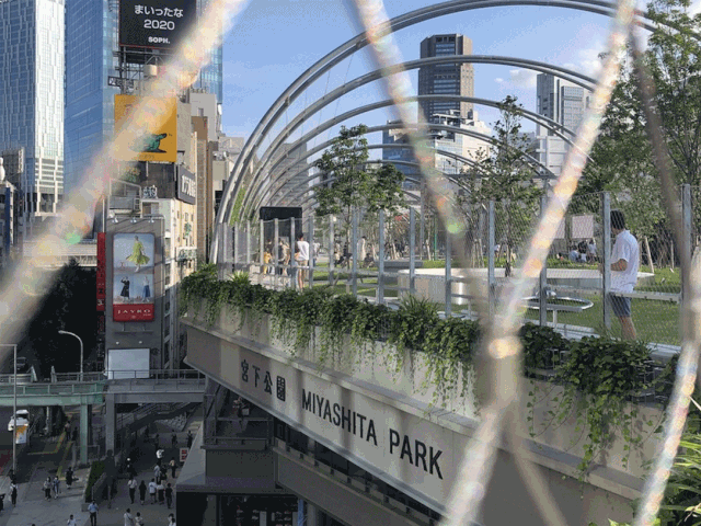 成为城市微度假地标，街区商业怎么就突然“火”了？