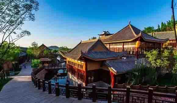 以清单管理促特色小镇“特”起来