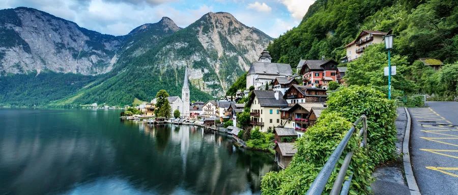 国外特色小镇建设的成功经验，对我国有什么借鉴意义？