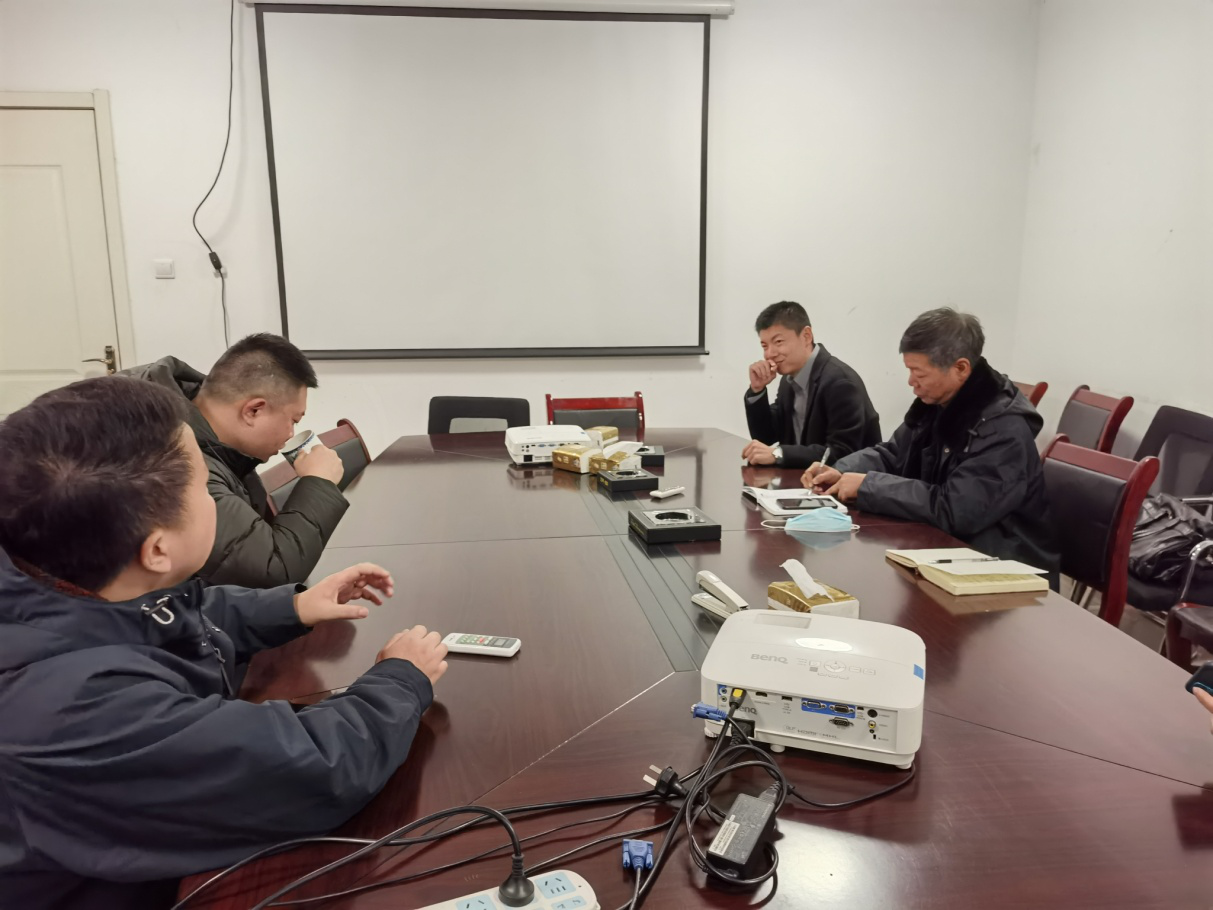 飙马应邀考察阜阳商业街区