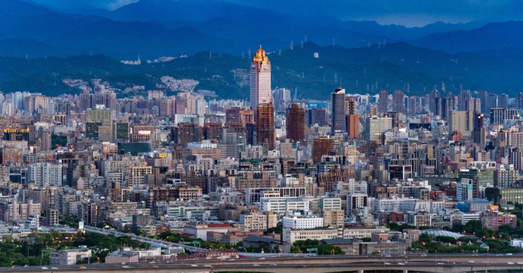 台湾金融江湖的老故事与新烦恼