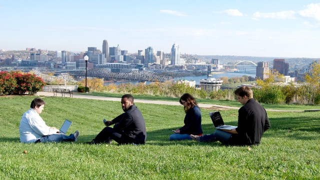 初创公司是城市繁荣潜力的指标：城市有了初创公司，就有了未来